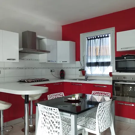 Casa Di Bicio E Cry Apartment Cabras